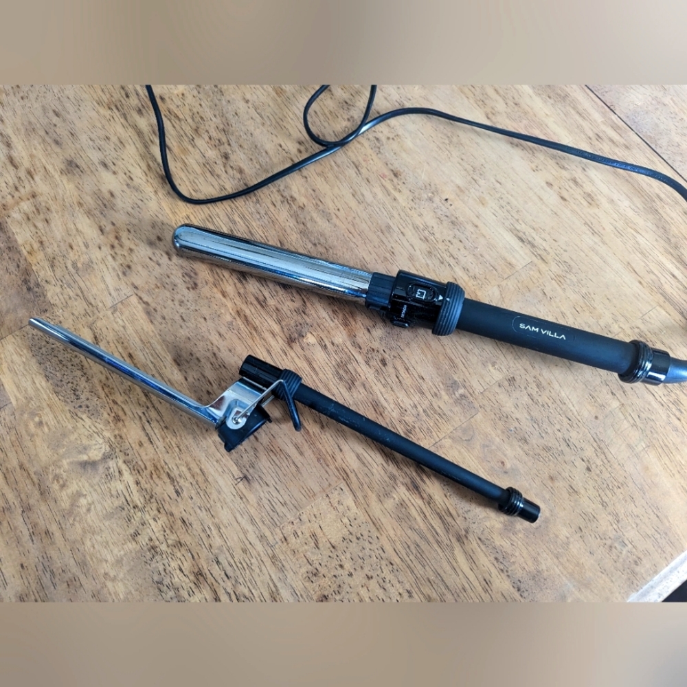 Sam Villa Professional Curling Iron